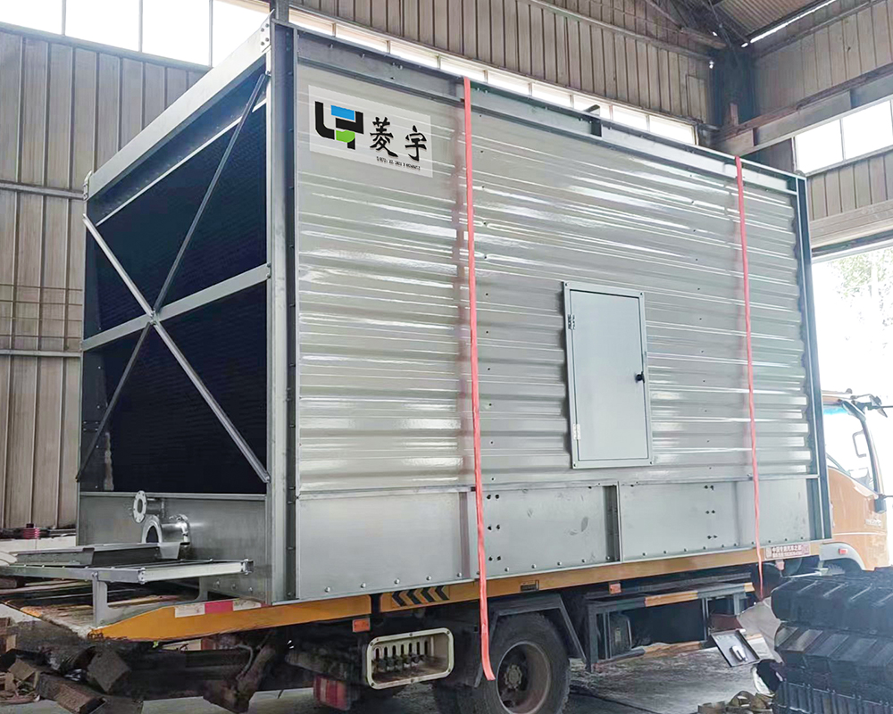 焦作方形横流式钣金冷却塔 LYH-200T整塔出货